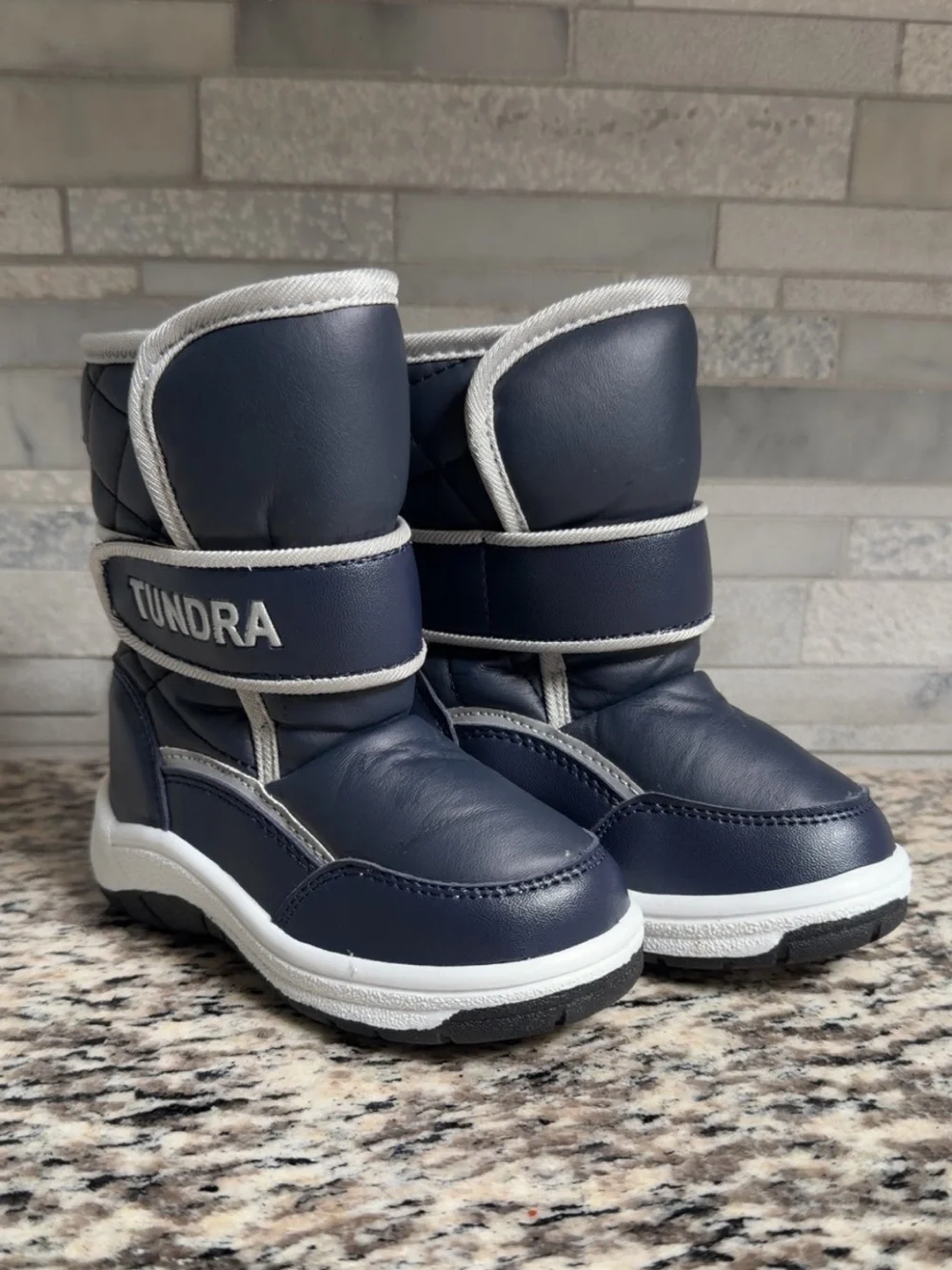 Tundra Kids Navy Snow Boots Size 5 – Like New, Worn Once